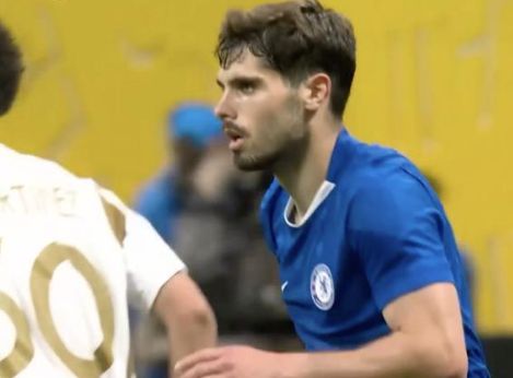 九游2025手游合集切尔西门将多次救险，当选全场最佳球员，科技一些.