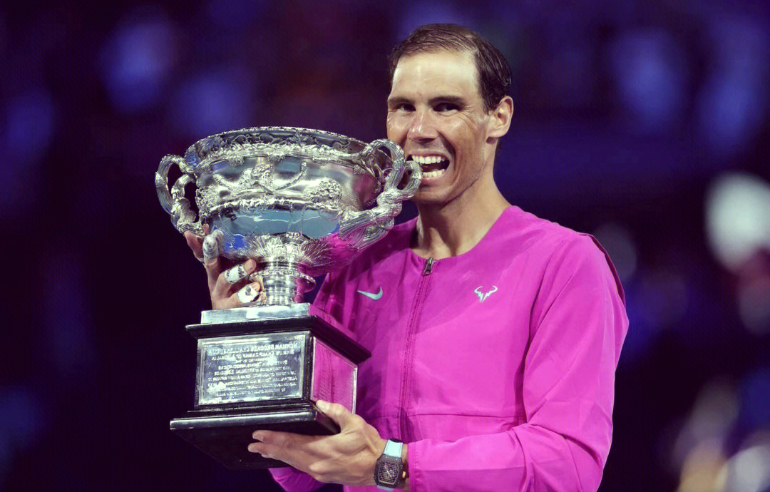 2025热门手游推荐纳达尔重返赛场，出色发挥首场状态出色，瑞士队观众沸腾！的简单介绍