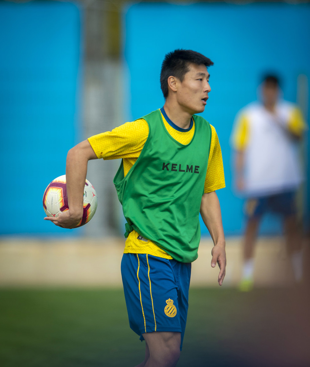 2025最火手游包含今夜巴黎圣日耳曼调整名单以备国王杯，官宣签约环节打磨，管理层满意，年轻球员得到机会的词条