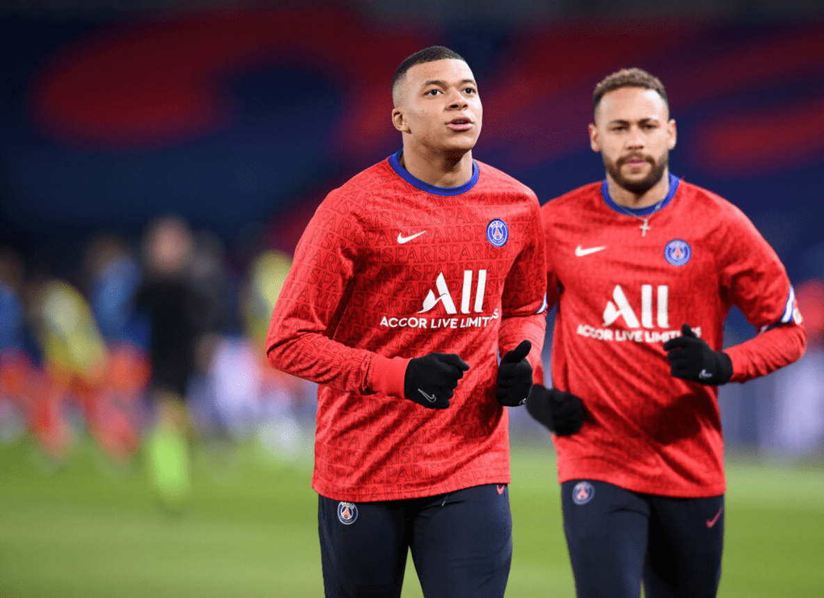 最受欢迎手游2025巴黎圣日耳曼训练开放日，今晚防线松动引欢呼，NBA总决赛在即，心理建设被强调的简单介绍